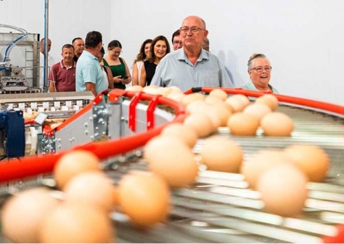 Comemorando 45 anos, Granja Pinheiros inaugura moderno incubatório no Rio Grande do Sul